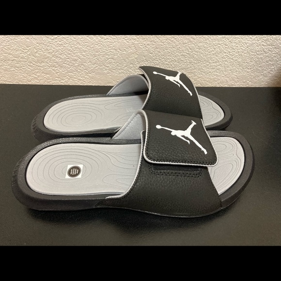 🎄New Mens Nike AIR JORDAN HYDRO 6 SIX SLIDES 7 8 9 10 11 12 881473 011 BLACK - Picture 4 of 12